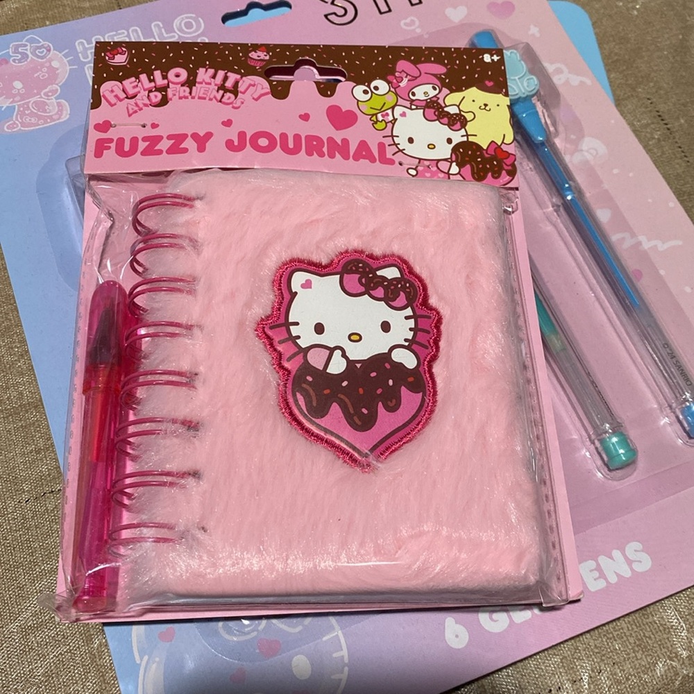 Hello Kitty Gel Pens and Cinnamoroll, kereopi Notebook Set - Picture 8 of 8
